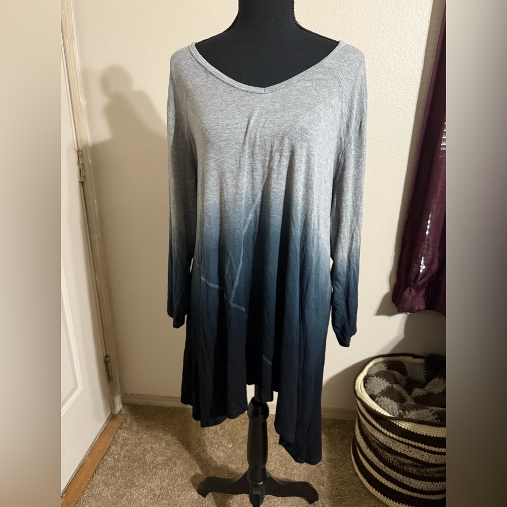 Gradient Gray and Black Women's shirt